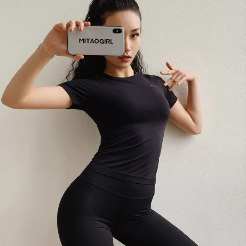 women’s slim fit t-shirt